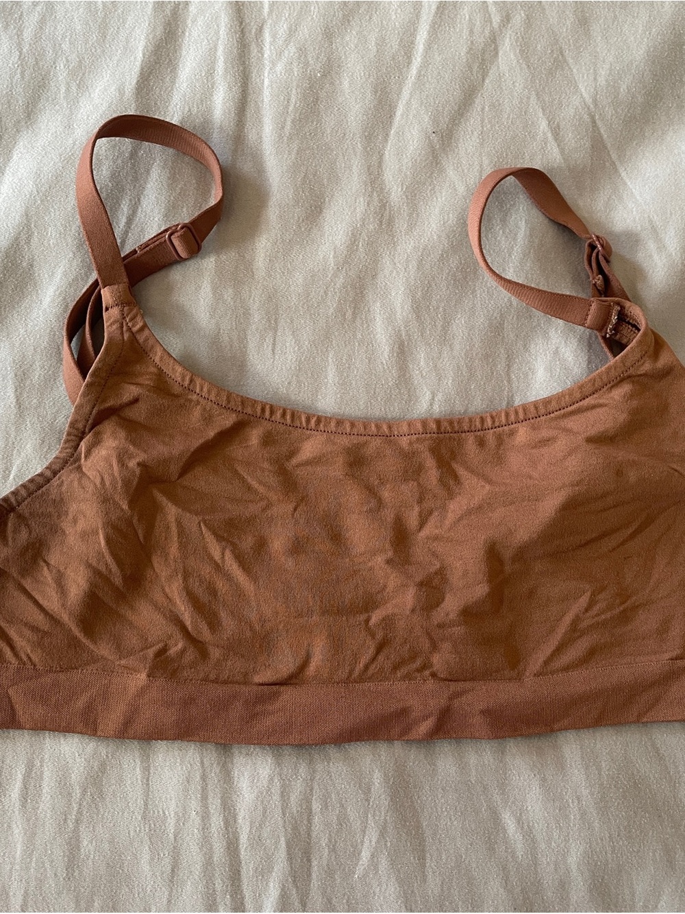 Alo Yoga Everyday Adjustable-Strap Bralette in Rust